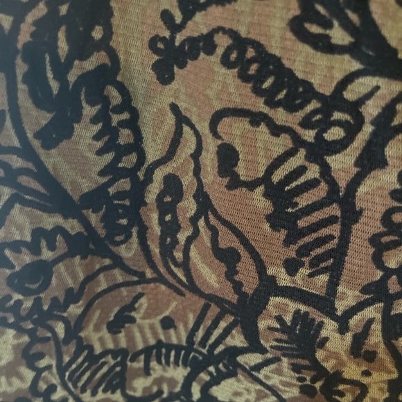 Access women’s NWOT Small top in browns and creams  - Drawstring accent. - Picture 6 of 6